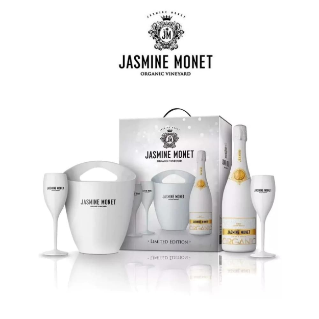 JASMINE MONET WHITE KIT FRAPERA + COPAS 750CC