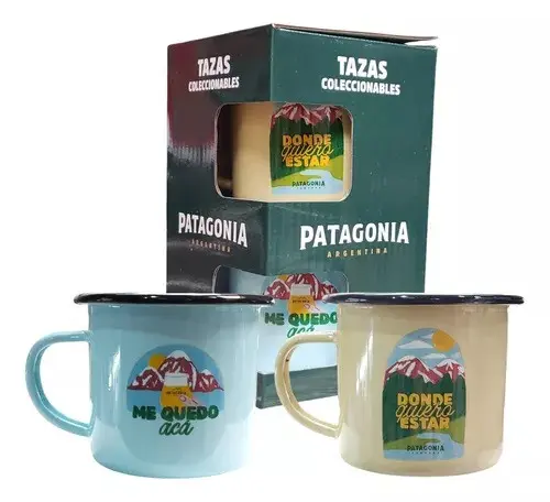 GIFTPACK PATAGONIA TAZAS "ME QUEDO ACA DONDE QUIERO ESTAR" 330CC X2