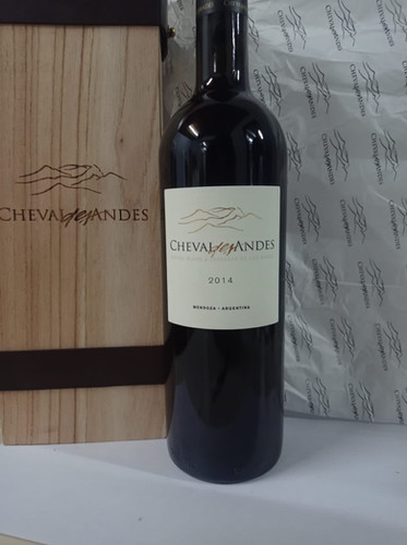 VINO CHEVAL DES ANDES TINTO CON ESTUCHE MADERA 750CC