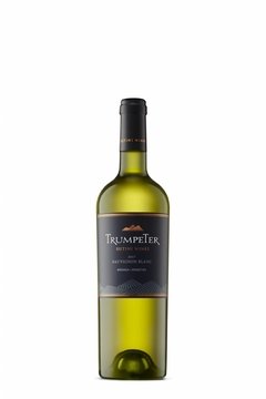 VINO TRUMPETER SAUVIGNON BLANC 750CC
